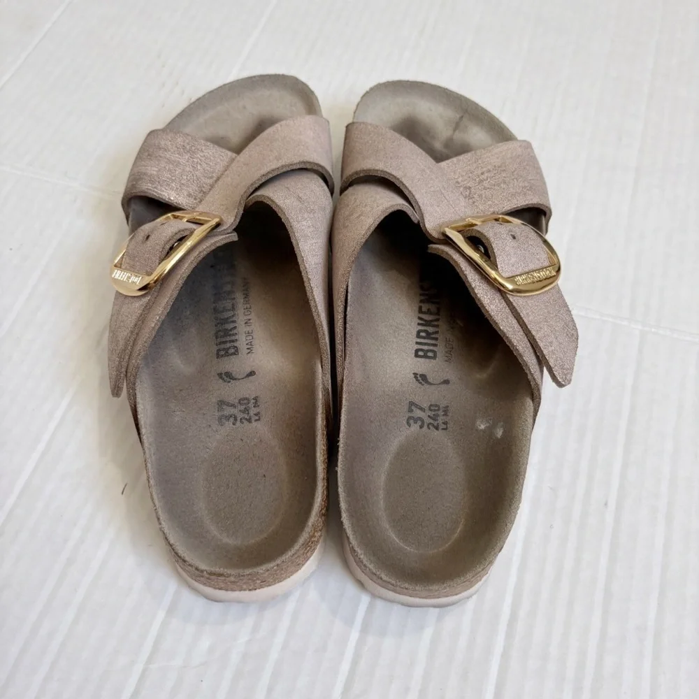 Birkenstock Big Buckle Siena Washed Metallic Rose Gold Sandals Size 6 or 6.5